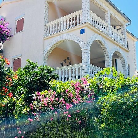 Apartmani Mate Rogoznica  Buitenkant foto