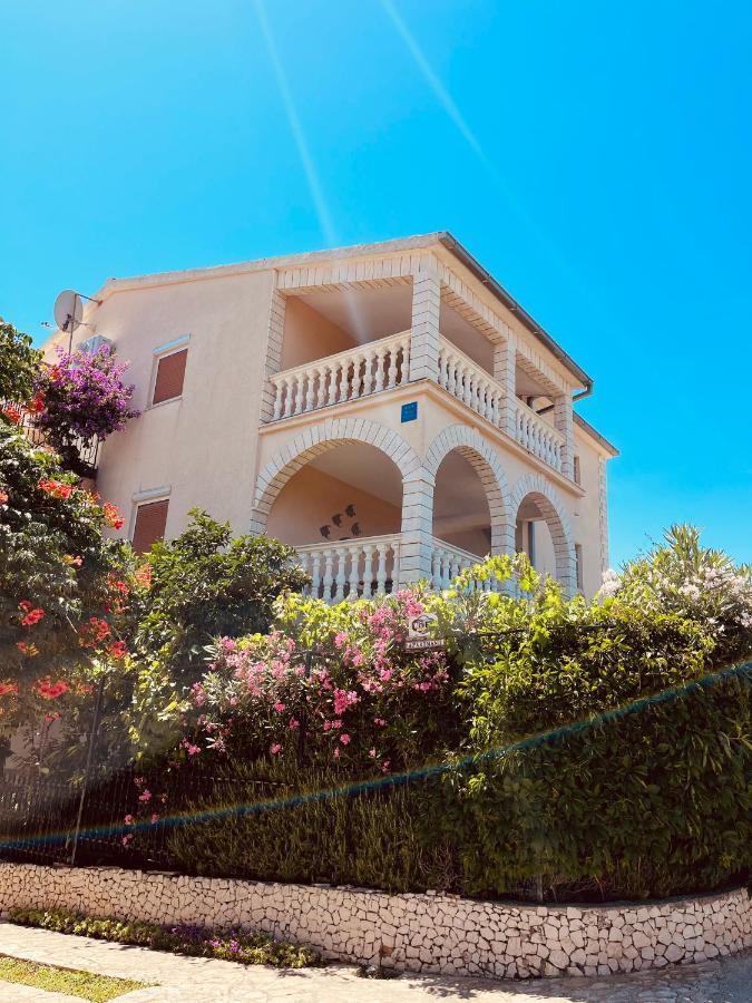 Apartmani Mate Rogoznica  Buitenkant foto