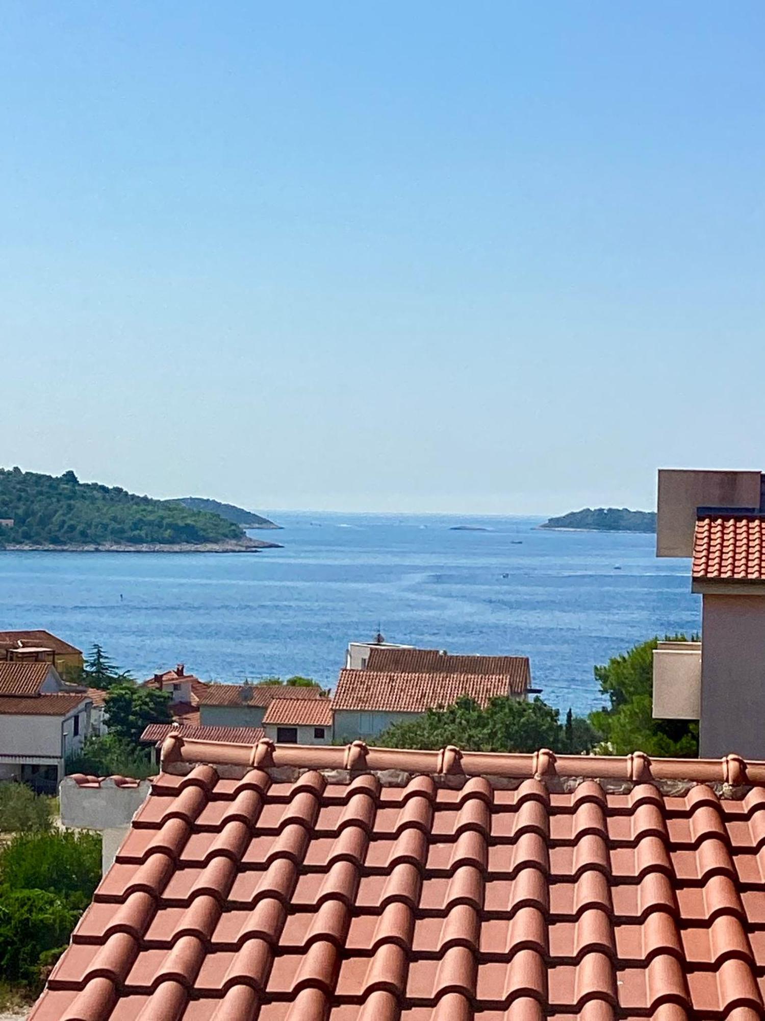 Apartmani Mate Rogoznica  Buitenkant foto