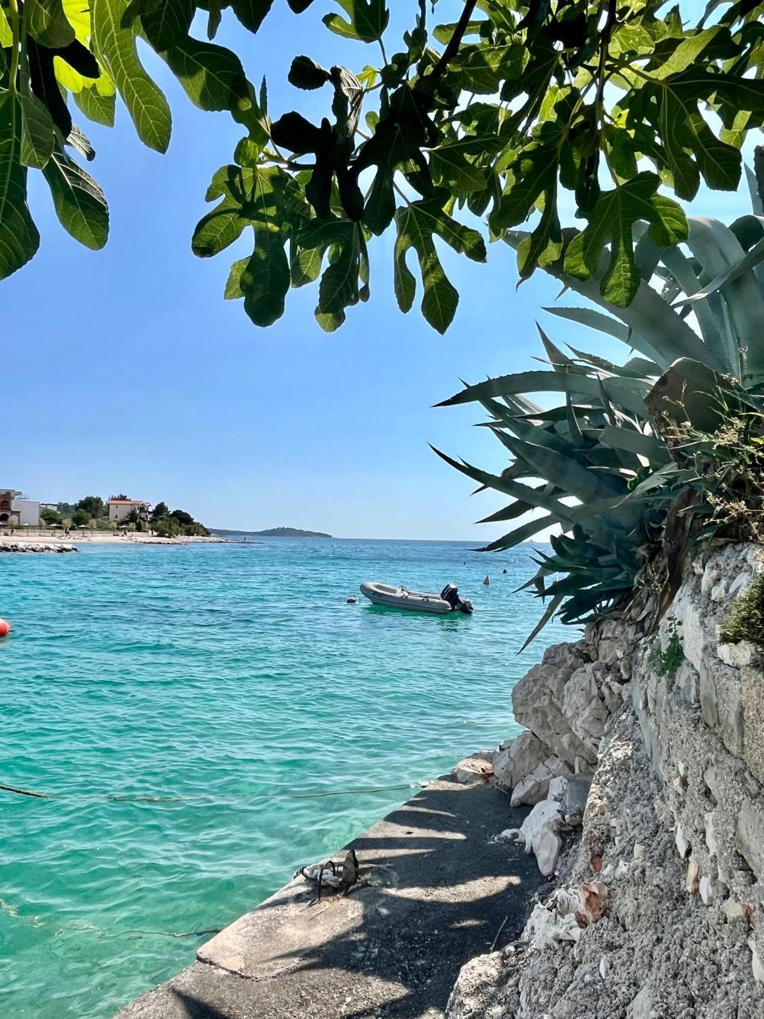 Apartmani Mate Rogoznica  Buitenkant foto