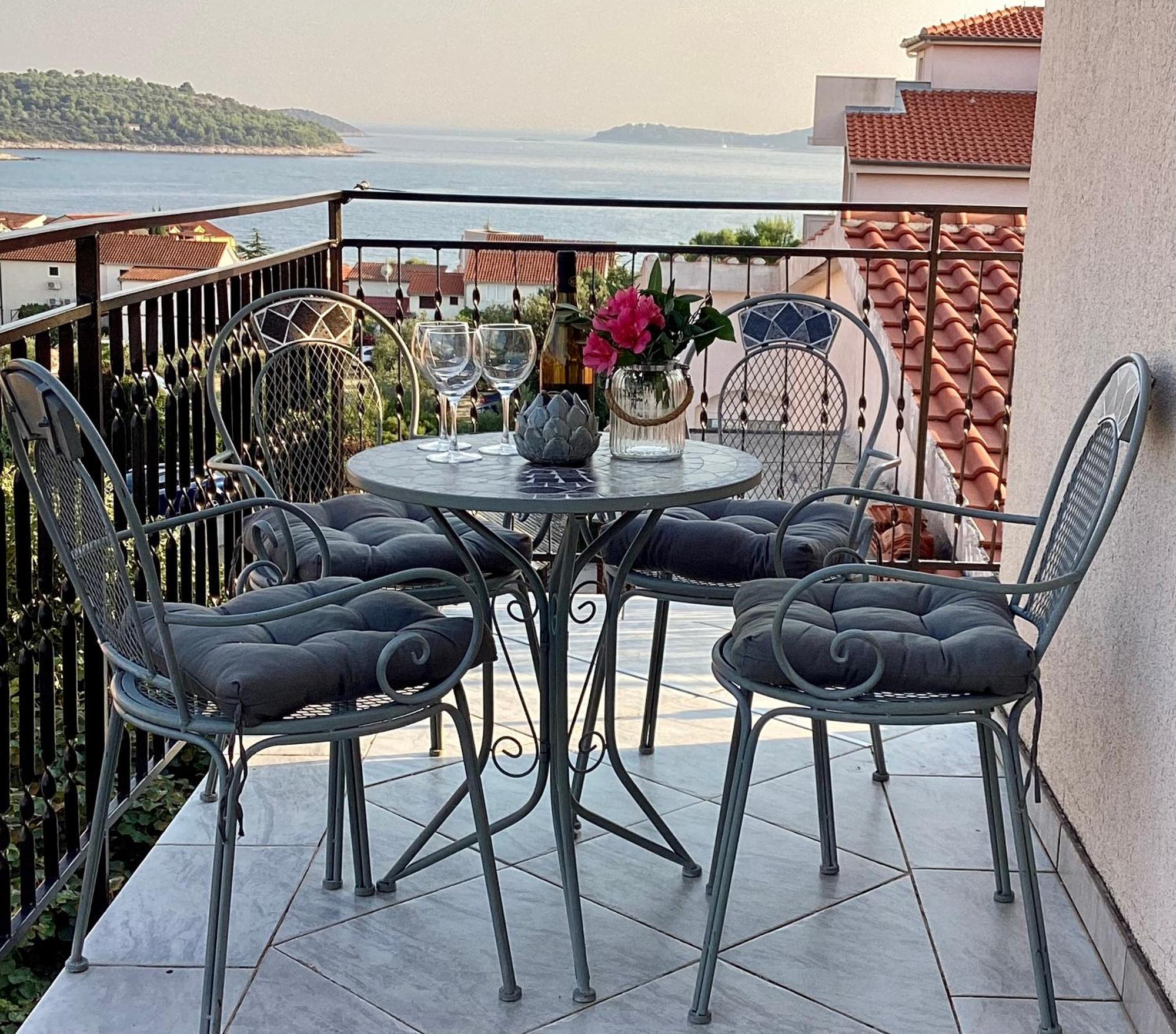 Apartmani Mate Rogoznica  Buitenkant foto