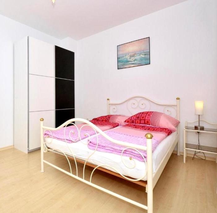 Apartmani Mate Rogoznica  Buitenkant foto
